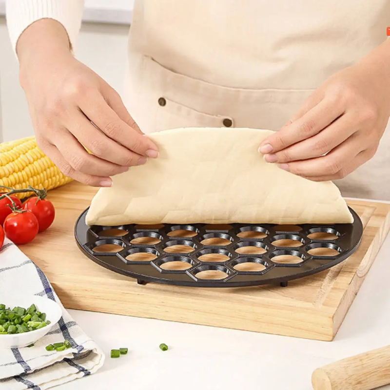 Aluminum Dumpling Maker Tooll3 - Kitchen Gadgets That Are Useful ulasan dan harga